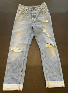 Pantalones de mezclilla para mujer Levi’s Premium 501 corte original W25 L30 botón mosca desgastados - Imagen 1 de 13