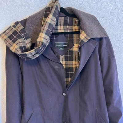 Gabardina morada Regent Park de colección con forro a cuadros y bufanda a juego talla 16 Foto 1 de 4