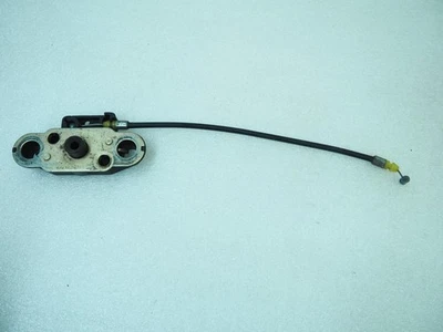 Замок заднего пассажирского сиденья Suzuki TL 1000 S SRAD - Изображение 1 из 4