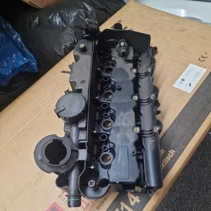 BMW E91 E90 F20 F30 N47N ENGINE ROCKER COVER 89457042 - Picture 1 of 6