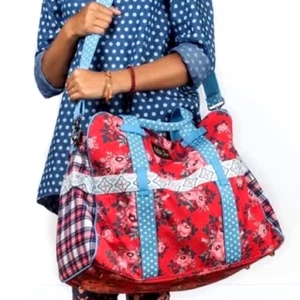 Matilda Jane Red Floral At The Lodge Overnighter Bag Tote 14" x 17" x 8" NWOT - Picture 1 of 4