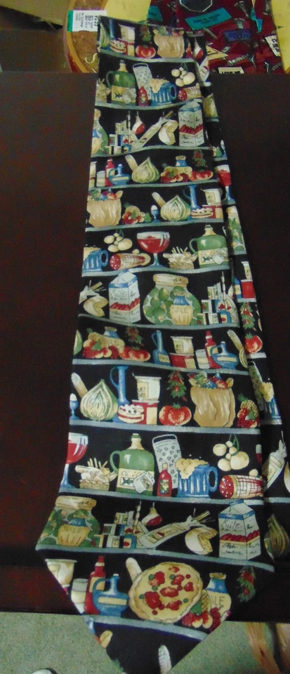 Foodies Despensa de Comida Corbata de Seda Colores Por Alexander Jullian Foto 1 de 1