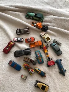 lot de voitures au 1/43 , majorette, dinky, etc.. - Foto 1 di 6