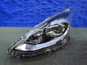 TOYOTA Aqua NHP10 Late Model Left Halogen Headlight KOITO 52-312 Genuine Japan - Picture 1 of 6