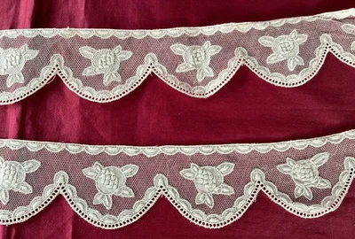 Joli volant de dentelle, tulle brodé, 100 cm x 4,5 cm - Photo 1/4