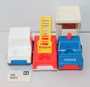 Fisher Price Little People Village cabina telefonica polizia auto vigili del fuoco lettera - Foto 1 di 5