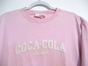 COCA-COLA T-SHIRT GR. L ATLANTA AUFGENÄHTE BUCHSTABEN ROSA VINTAGE - Bild 1 von 7