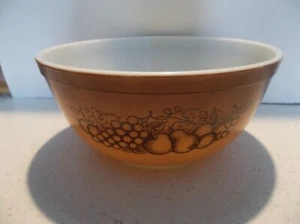 Vintage Pyrex #403 Old Orchard Pattern Brown Nesting Mixing Bowl 8.5" 2 1/2 Qt. - Picture 1 of 9