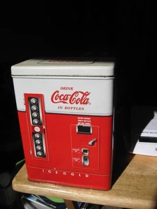 COCA-COLA Getränke Cola Flaschenautomat Vintage 1996 Sammlerstück Blechdose - Bild 1 von 6