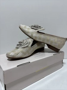 Taryn Rose Brigitta Picnic Woven Floral Heeled Loafers Dune / Chalk Size 7.5M - Bild 1 von 10