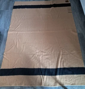 Vintage Trapper Point Wool 4 Point Beige & Black Blanket England 68” x 88” - Photo 1/13