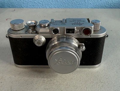 Leica IIIc + 50mm f/2 Summitar Lens 📷 Vintage 35mm Camera | FREE Shipping! - image 1 of 2