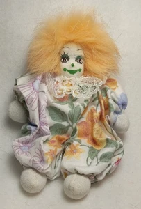 Einzelner kleiner Clown Regal Sitter weicher Körper handbemalt Gesicht Fell Haare 5,5" hoch - Bild 1 von 4