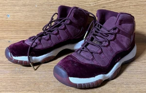 Nike Air Jordan 11 Retro GG Heiress Velvet Maroon taglia 7 anni - Foto 1 di 8