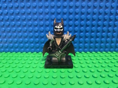 Lego Glam Metal Batman Minifigura Serie de Películas 1 71017 CMF Lote Difícil de Encontrar Raro Retirado  Foto 1 de 4