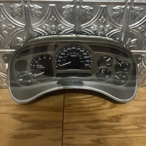 03-06 GMC Yukon Denali Instrument Gauge Cluster Speedometer W/ trans Temp OEM - Picture 1 of 7