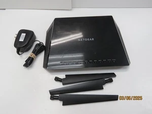 Netgear Nighthawk Router AC2100 Smart WiFi Fast 4K Streaming (R7200) [DJ833] - Picture 1 of 5