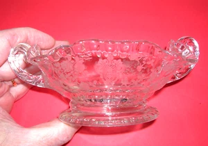 Cuenco de caramelo grabado transparente de dos asas Cambridge Crystal Rose Point 1936-1953 - Imagen 1 de 6