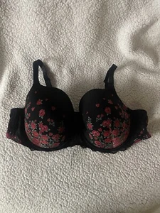 Torrid Black and Red Rose Microfiber T-shirt Bra size 44D - Picture 1 of 4