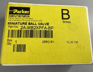 🔩 Parker 2A-MB2XPFA-BP Miniature Brass Ball Valve - 3-Way 1/8" Compression 2500 - Picture 1 of 6
