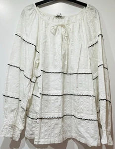 M&S timeless stylish Ivory shirt, size 14 & 12, each retailing at £35 - Picture 1 of 18