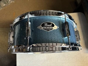 Pearl Export 14 Diametro X 5,5 Rullante Profondo Tamburo Blu Scintillante - Foto 1 di 5