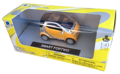 SMART FORTWO For Two scala 1/43 auto metallo NEWRAY NEW RAY NEW-RAY macchinina g - Immagine 1 di 4
