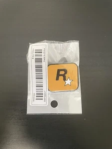 Rockstar Games Logo Pin NEU Metall Emaille Pinback GTA Grand Theft Auto Brosche - Bild 1 von 2