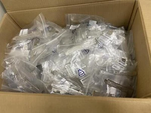 SUPERMICRO BKT-0174L FULL SIZE BRACKETS, LOT OF 279 - Photo 1/4