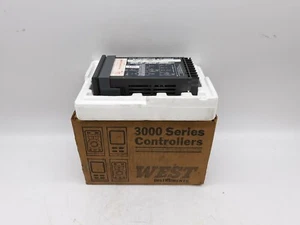 West Instruments M3300 L02 T1418 00 H10 00 Temperature Controller - Picture 1 of 7
