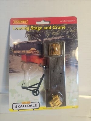 Hornby Skaledale R8605 Loading Stage & Crane - OO Gauge - Image 1 of 4