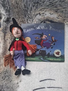 Aurora Julia Donaldson Room On The Broom 15" Witch Plush & Paperback Book - Picture 1 of 11