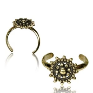 SOLID BRASS TRIBAL TOE RING ADJUSTABLE AFGHAN STYLE MID-RING ORNATE BOHO GYPSY - Picture 1 of 1