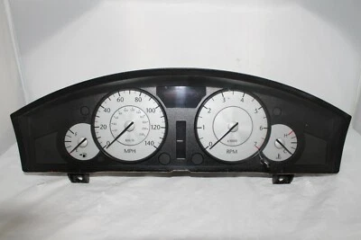 Cuadro de instrumentos velocímetro medidor de panel 08 Chrysler 300 167.527 millas Foto 1 de 4