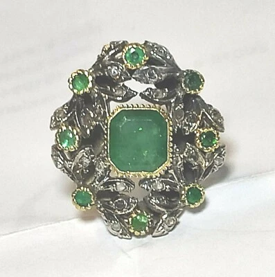 Anello  d'Epoca in Oro, Argento con Smeraldi e Diamanti naturali - Immagine 1 di 4