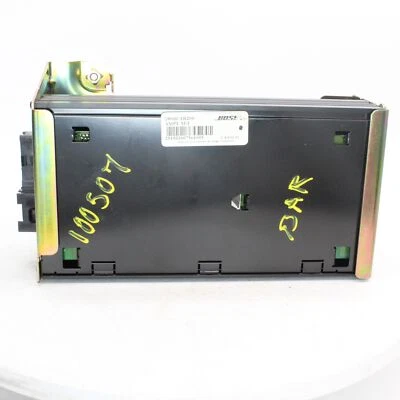 2002 Infiniti Q45 радио номер детали - 638-57996 - Изображение 1 из 4