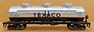 Bachmann 17112 HO 40' Three Dome Tank Car Texaco #7518 - Picture 1 of 3