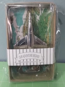 NOTRE AVENTURE COMMENCE ! Ouvre bouteille avion chrome ouvre bouteille bière - Neuf - Photo 1/2