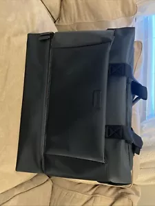Monos Metro Weekender Handgepäck Wasserabweisend Gepäck Seesack Luxus Tasche Navy - Bild 1 von 8