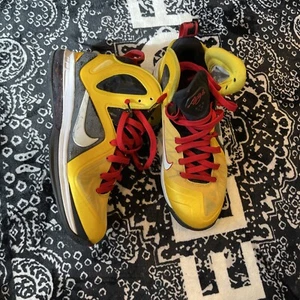 Size 11 - Nike LeBron 9 P.S. Elite Taxi 2012 - Picture 1 of 8