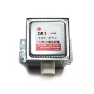 LG MAGNETRON 2M213 01TAG 700W - Picture 1 of 2