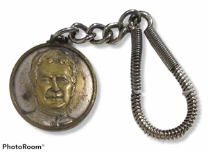 15558 Portachiavi con medaglia - Centenario Salesiano 1988 - Don Bosco - Picture 1 of 3