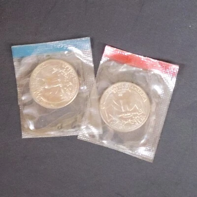 1978 P&D Washington Quarter Pair – In Mint Cello (2 Coins) - Image 1 of 2