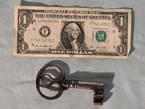 Large 3 1/2"  Wrought Iron Antique  Key, 18th / 19th Century (?), #8/10 Cover