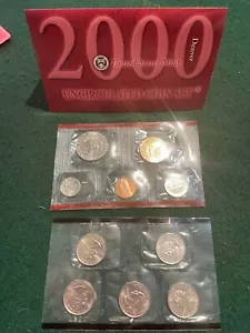 2000 D & P  Uncirculated Coin Sets - Picture 1 of 1