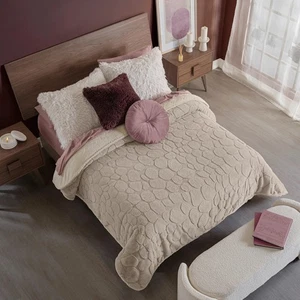 BIGE COLOR EMBOSSED TEXTURED BLANKET SHERPA SOFTY WARM CALIFORNIA KING SIZE - Picture 1 of 5