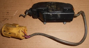 Motor solenoide cierre centralizado delantero Jaguar XJ40 XJ6 1989 O/S - Imagen 1 de 2