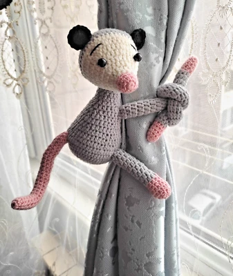 Cortina amigurumi de crochet zarigüeya lazos - zarigüeya regalo infantil felpa zarigüeya Foto 1 de 4