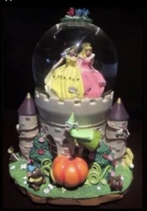disney Princess Snow Globe - Picture 1 of 2