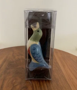 Nuevo en caja Williams-Sonoma PFALTZGRAFF pastel de cerámica pájaro azul ventilación de vapor de 4" - Imagen 1 de 7